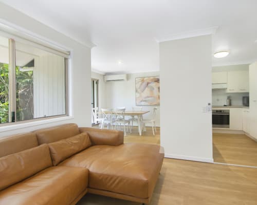 Lounge 3